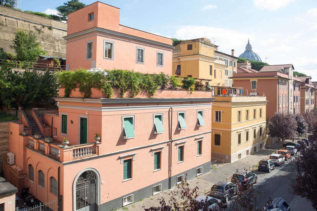 Appartamento La Finestra Su San Pietro Рим Номер фото